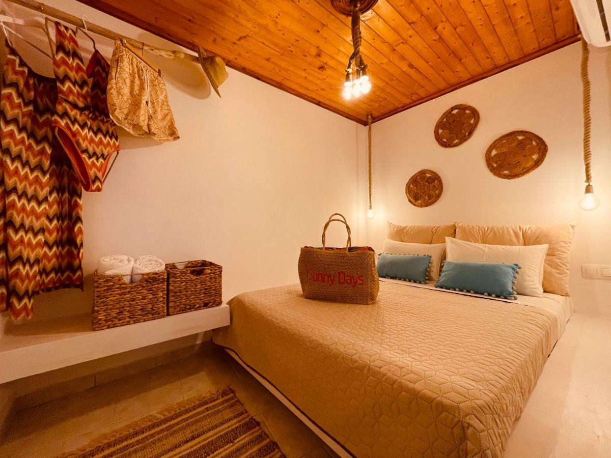 Erginas Boat House Apartment Plaka  Exterior photo